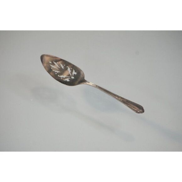 Wm A Rogers A1 Plus Pierced Pie Server Oneida 1936 Meadowbrook Silverplate - Picture 9 of 9